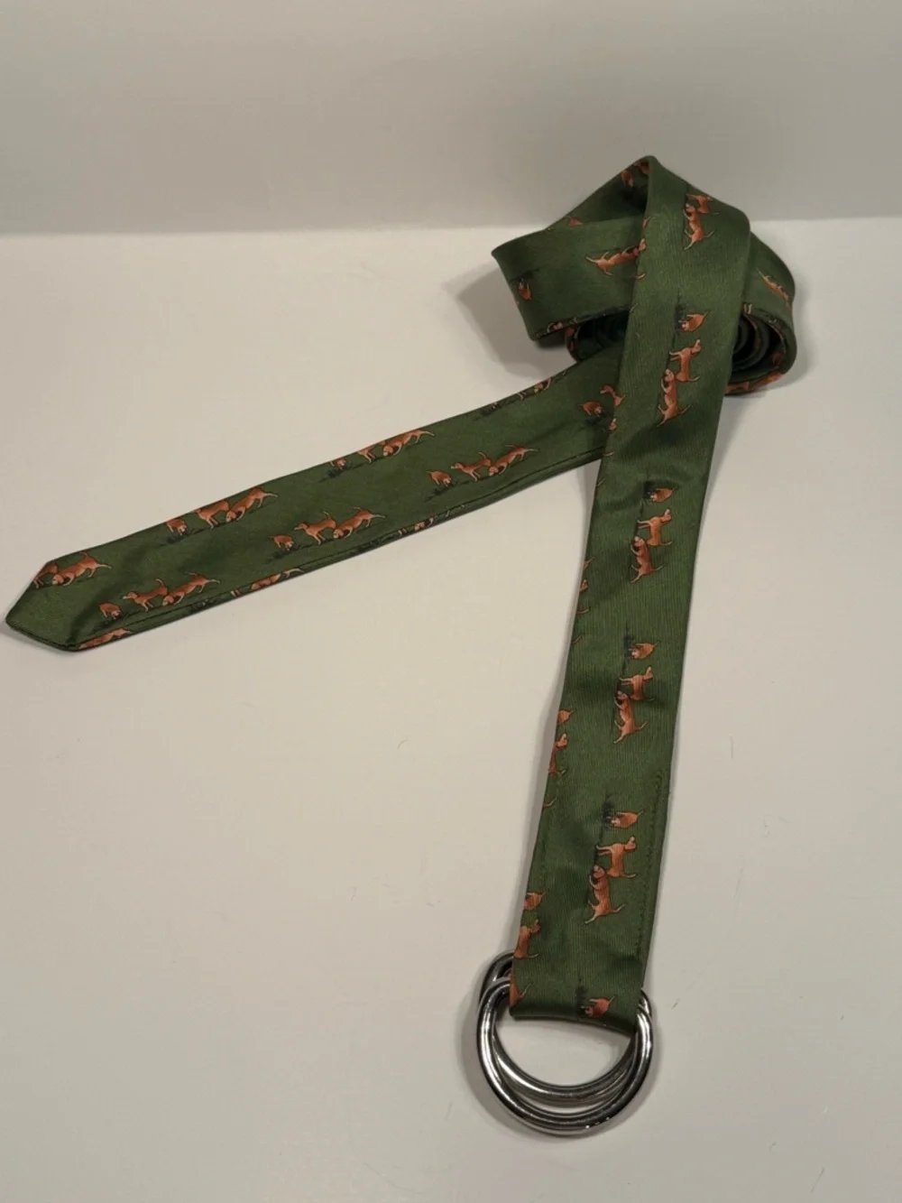 J. Crew Silk Tie D-Ring Belt Fox Hunt Hound Dog Print Green Size M/L - Picture 1 of 5